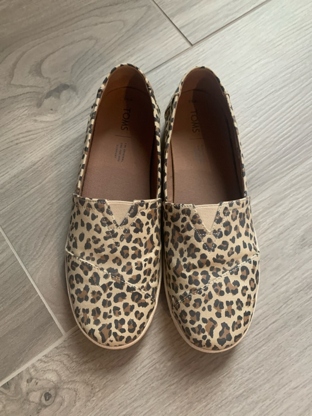 TOMS Leopard Print Canvas Slip-On Flats in Tan and Black